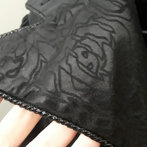 gothic overcoat(missing corset rope) - Picture 6 of 7